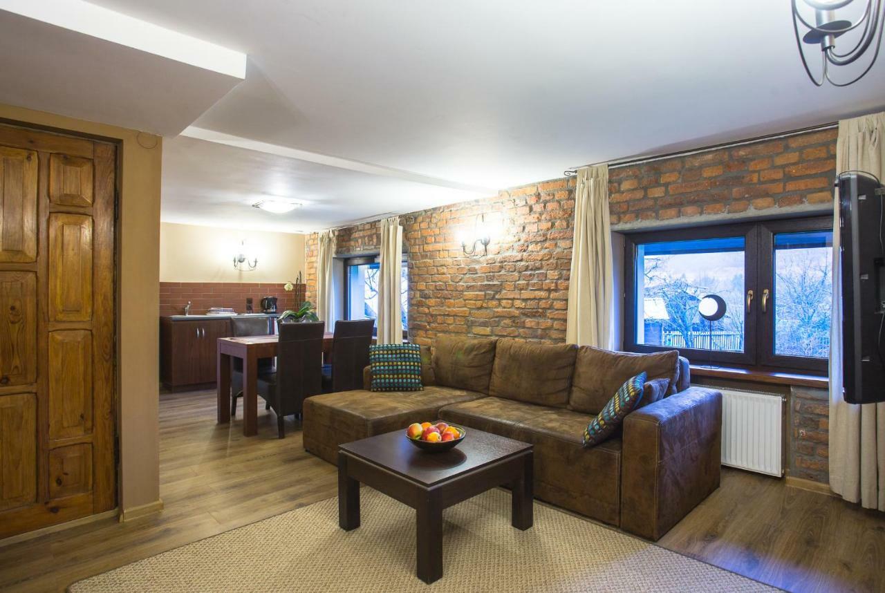 Apartamenty I Pokoje Aneta เปียโควิเซ ภายนอก รูปภาพ