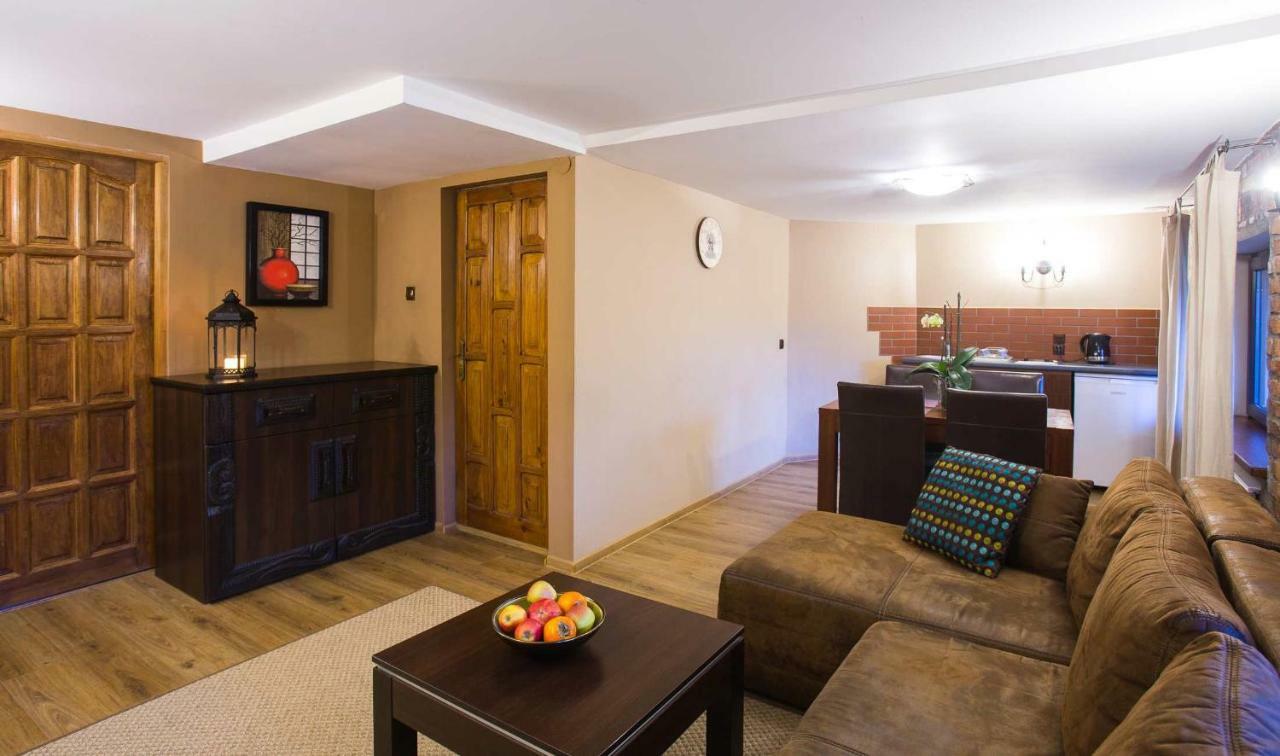 Apartamenty I Pokoje Aneta เปียโควิเซ ภายนอก รูปภาพ