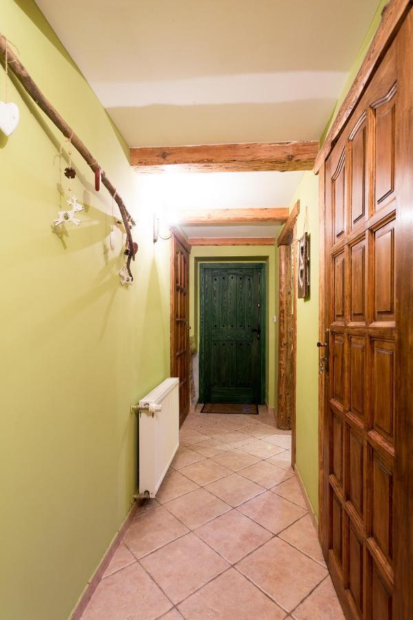 Apartamenty I Pokoje Aneta เปียโควิเซ ภายนอก รูปภาพ